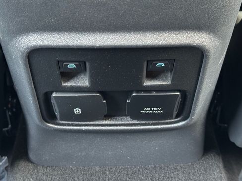 Used 2024 Ford Bronco Outer Banks AWD/4WD image 36