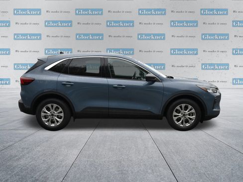 Used 2023 Ford Escape Active w/ Cold Weather Package FWD image 4