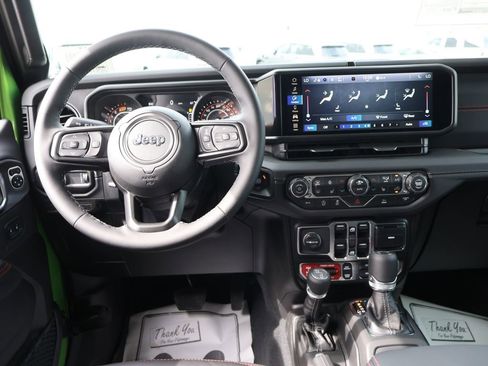 New 2026 Jeep Wrangler Unlimited Rubicon AWD/4WD image 18