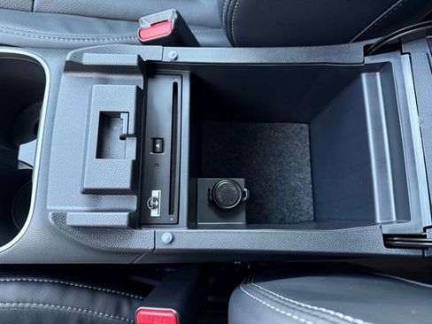 New 2025 Subaru Outback Touring XT image 25