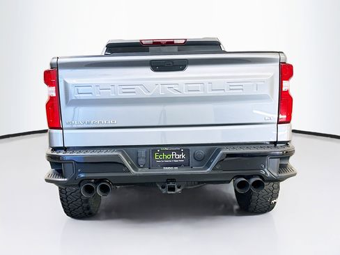 Used 2020 Chevrolet Silverado 1500 LT Trail Boss image 7