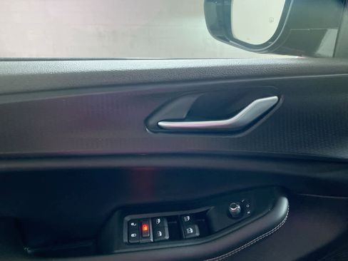 Used 2023 Jeep Grand Cherokee L Laredo image 19