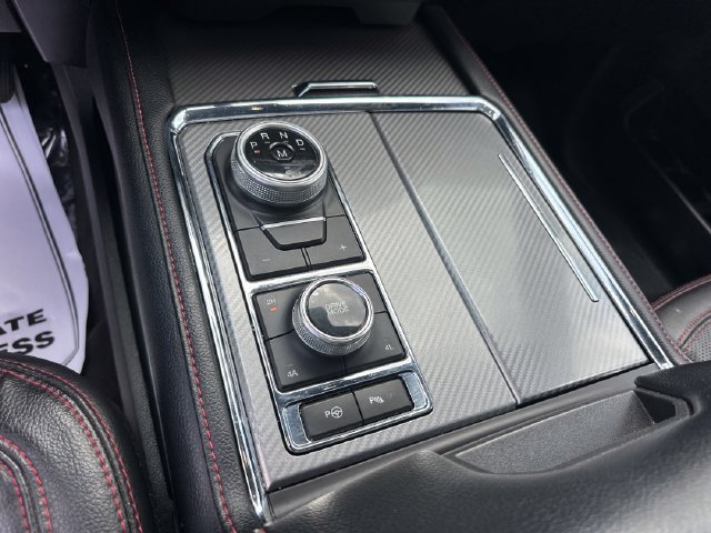 Used 2021 Ford Expedition Limited AWD/4WD image 23