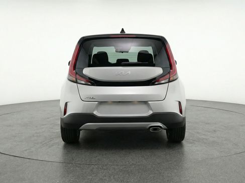 Used 2025 Kia Soul LX w/ LX Technology Package image 7
