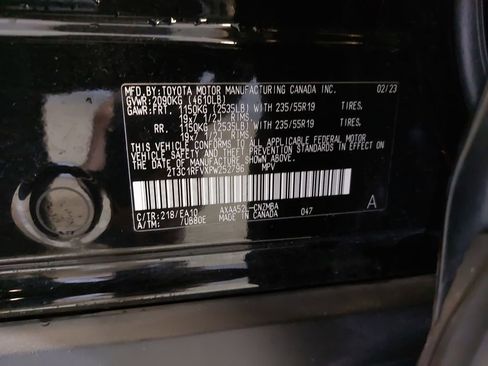 Used 2023 Toyota RAV4 XLE Premium image 35