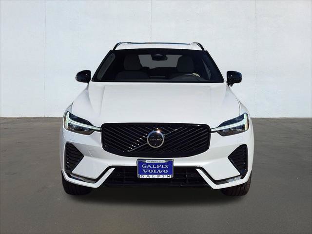 Certified 2026 Volvo XC60 B5 Plus AWD/4WD image 2