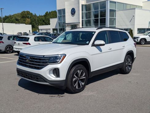 New 2026 Volkswagen Atlas SE image 7