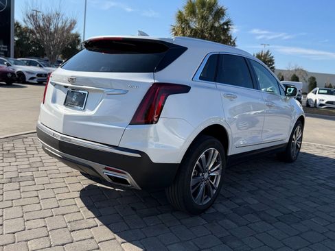 Used 2021 Cadillac XT5 Premium Luxury image 11