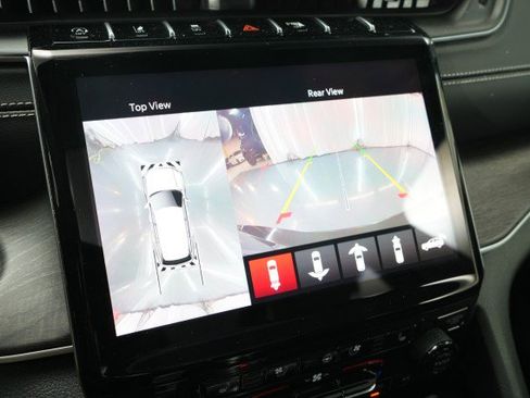 Used 2025 Jeep Grand Cherokee L Limited w/ Luxury Tech Group II image 51