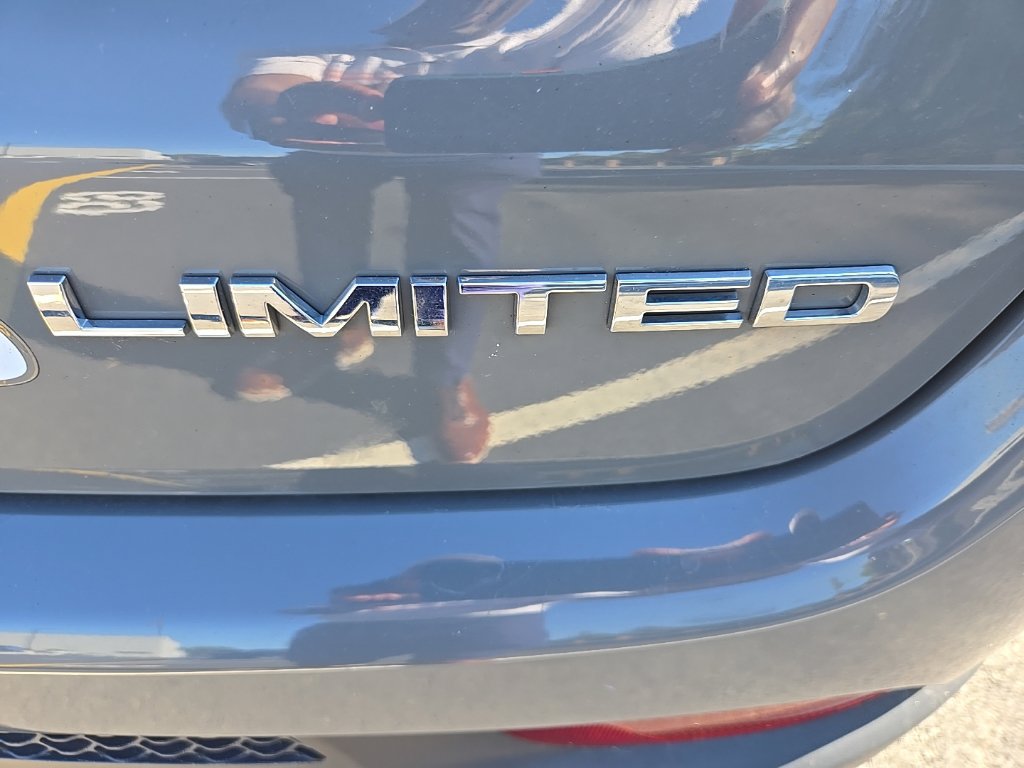 Used 2019 Jeep Compass Limited AWD/4WD image 7