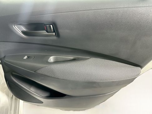 Used 2024 Toyota Corolla LE FWD image 27