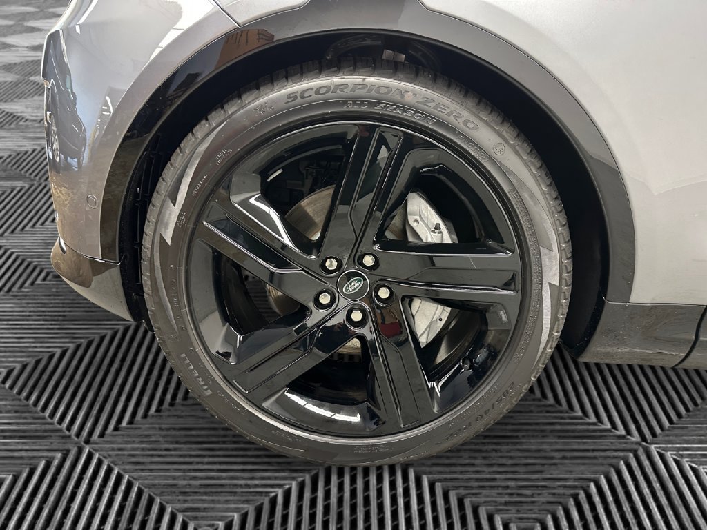 New 2026 Land Rover Discovery Dynamic SE AWD/4WD image 14