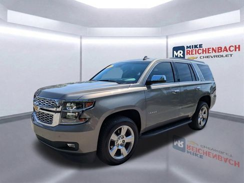 Used 2017 Chevrolet Tahoe LT w/ Luxury Package AWD/4WD image 8