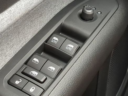 New 2025 Jeep Compass Latitude w/ Convenience Group image 9