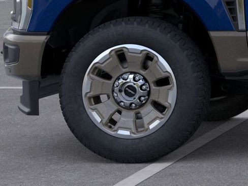 New 2026 Ford F350 King Ranch w/ FX4 Off-Road Package image 19