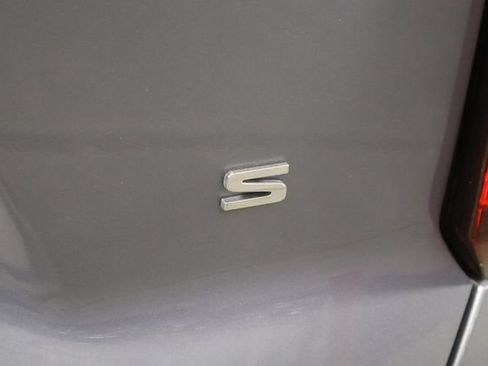 Used 2021 Kia Sorento S w/ Panoramic Sunroof Package FWD image 39