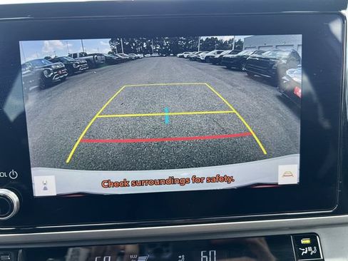 Used 2025 Toyota Camry SE FWD image 22