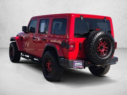 Used 2024 Jeep Wrangler Unlimited Sahara w/ Technology Group AWD/4WD image 8