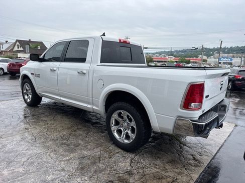 Used 2018 RAM 1500 Laramie w/ Convenience Group image 4