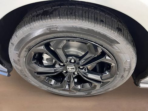 New 2025 Honda Accord SE image 10