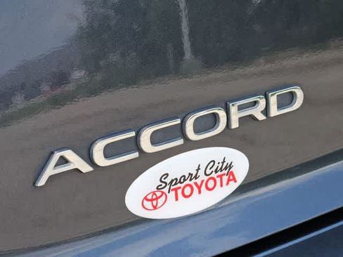 Used 2023 Honda Accord LX image 11