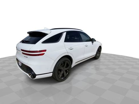 Used 2025 Genesis GV70 3.5T Sport w/ Sport Advanced Package AWD/4WD image 2