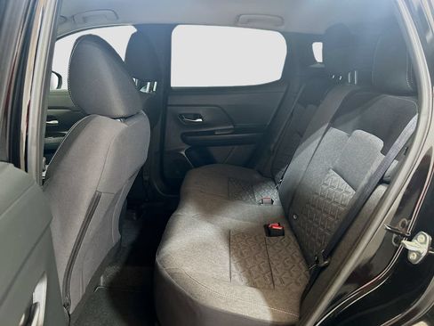 Used 2025 Nissan Kicks SV FWD image 20
