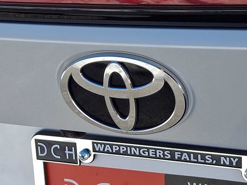 Certified 2025 Toyota bZ4X AWD w/ Weather Package image 33