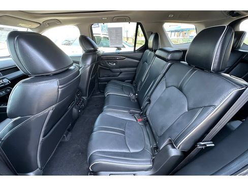 Used 2024 Honda Pilot Elite image 14