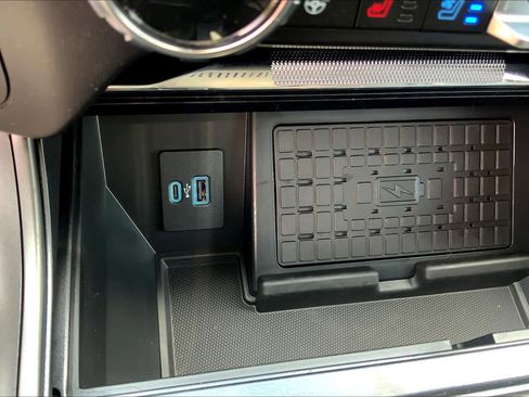 Used 2024 Ford F150 Lariat w/ Bed Utility Package image 18