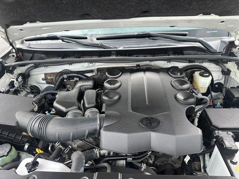 Used 2021 Toyota 4Runner SR5 image 23