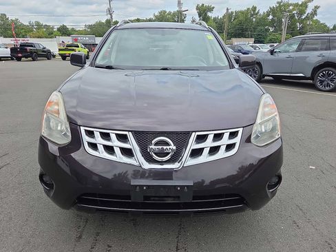 Used 2013 Nissan Rogue SV AWD/4WD image 2