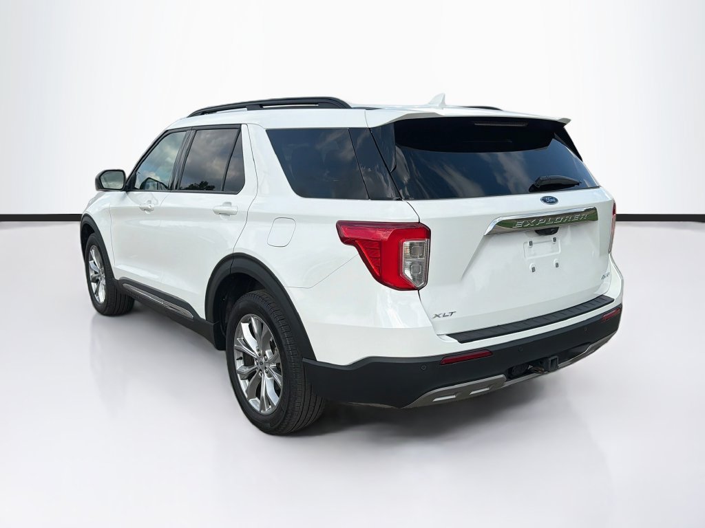 Certified 2024 Ford Explorer XLT w/ Equipment Group 202A AWD/4WD image 7