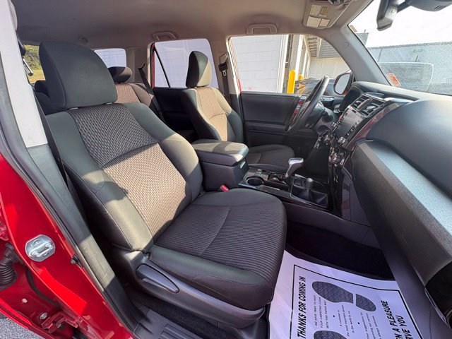 Used 2020 Toyota 4Runner TRD Off-Road AWD/4WD image 25