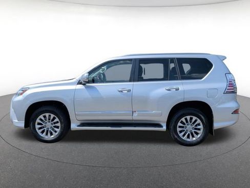 Used 2018 Lexus GX 460 Premium w/ Premium Package AWD/4WD image 2