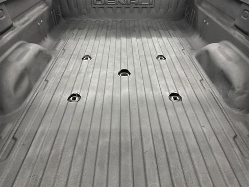 Used 2017 GMC Sierra 3500 Denali w/ Duramax Plus Package image 13