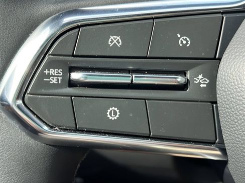 Used 2026 Chevrolet Equinox ACTIV w/ Convenience Package III FWD image 25