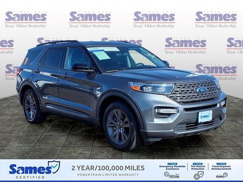 Used 2023 Ford Explorer XLT w/ Equipment Group 202A RWD image 1