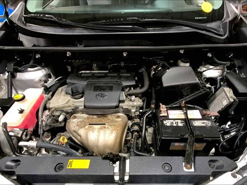 Used 2013 Toyota RAV4 LE AWD/4WD image 31