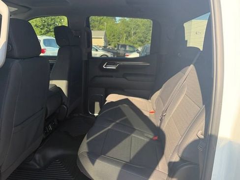 Used 2024 Chevrolet Silverado 1500 LT AWD/4WD image 30