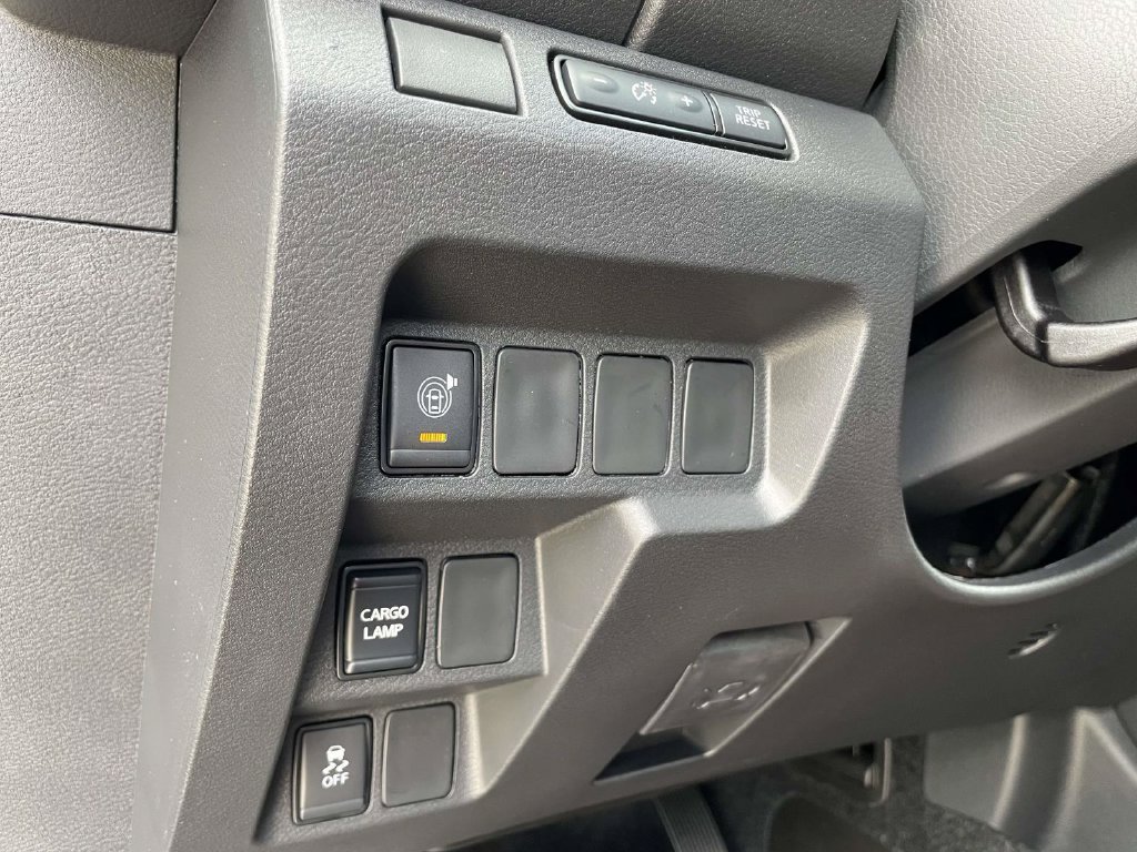 New 2027 Nissan Frontier S RWD image 17