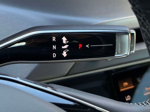 New 2026 Cadillac Vistiq Luxury AWD/4WD image 18