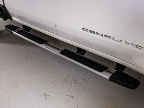 Used 2024 GMC Sierra 2500 Denali w/ Denali Reserve Package AWD/4WD image 13