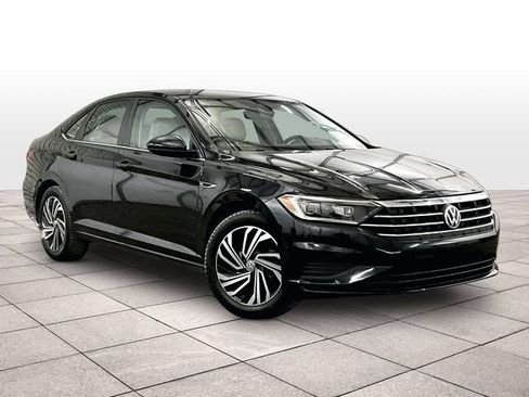 Used 2020 Volkswagen Jetta SEL FWD image 3