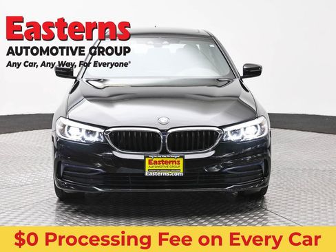Used 2019 BMW 530i xDrive w/ Convenience Package AWD/4WD image 2