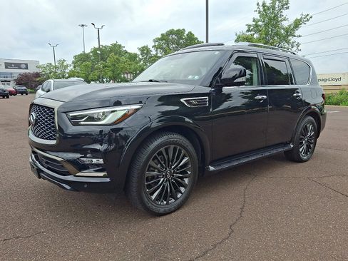 Certified 2023 INFINITI QX80 Premium Select w/ Cargo Package AWD/4WD image 3