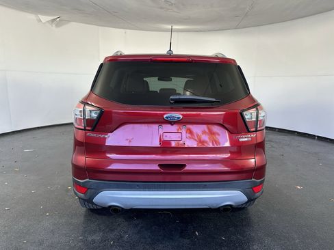Used 2017 Ford Escape Titanium image 10