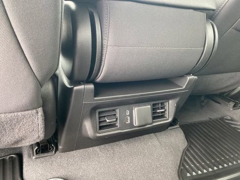 Certified 2024 Chevrolet Silverado 1500 LT AWD/4WD image 18