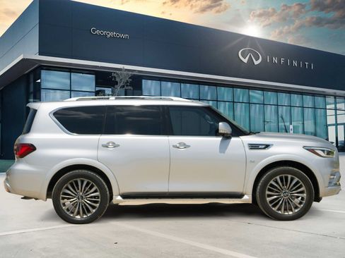 Used 2019 INFINITI QX80 Luxe w/ 22" Wheel Package RWD image 4