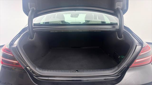 Used 2025 Genesis G70 2.5T AWD/4WD image 17